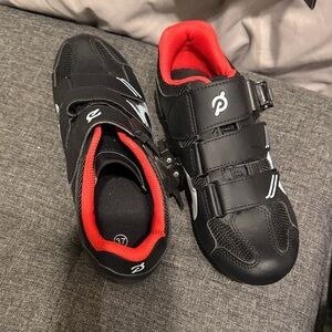 Black Cycling Shoes with Red Interior
